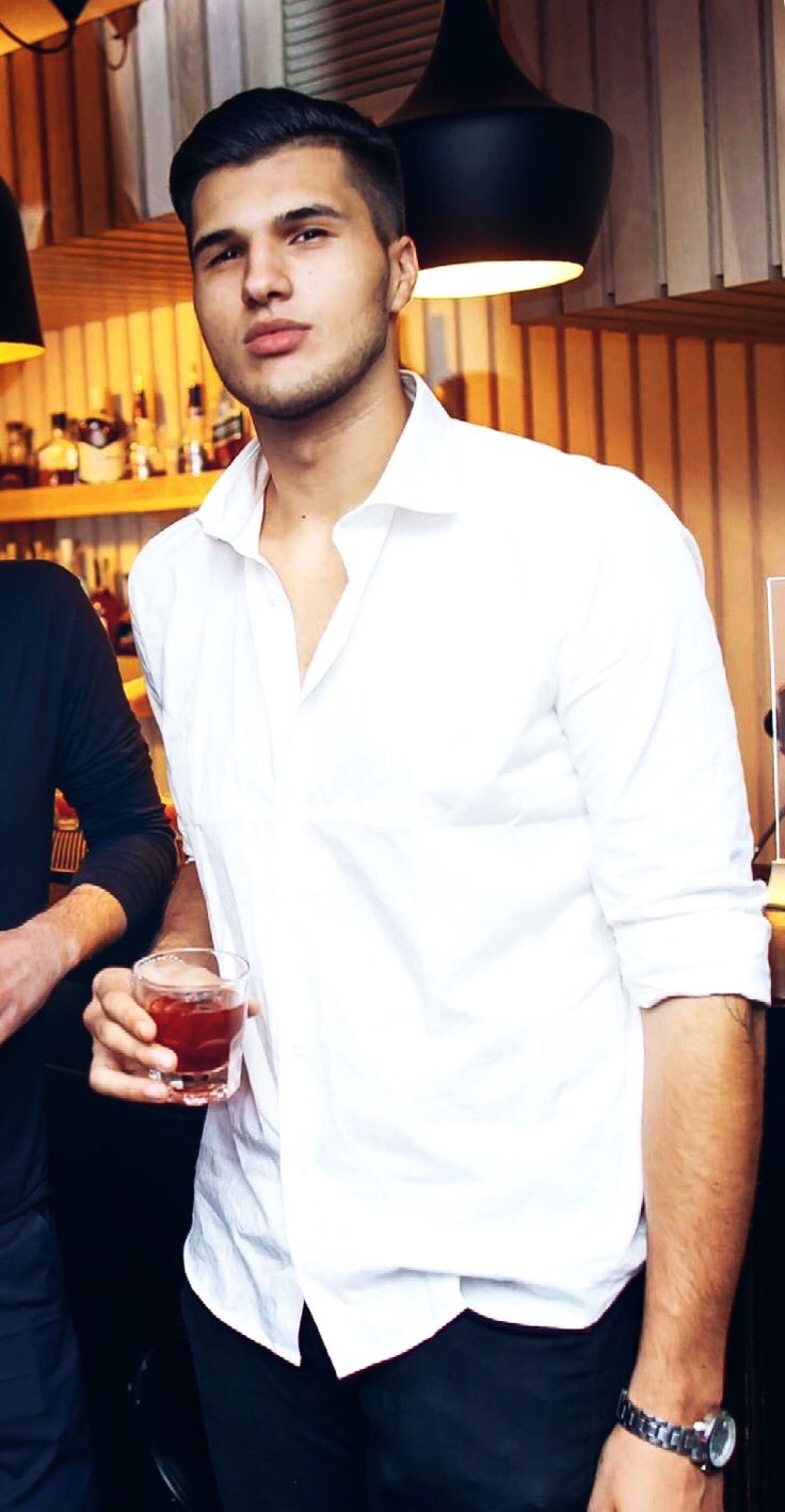 Noah Centineo view 2
